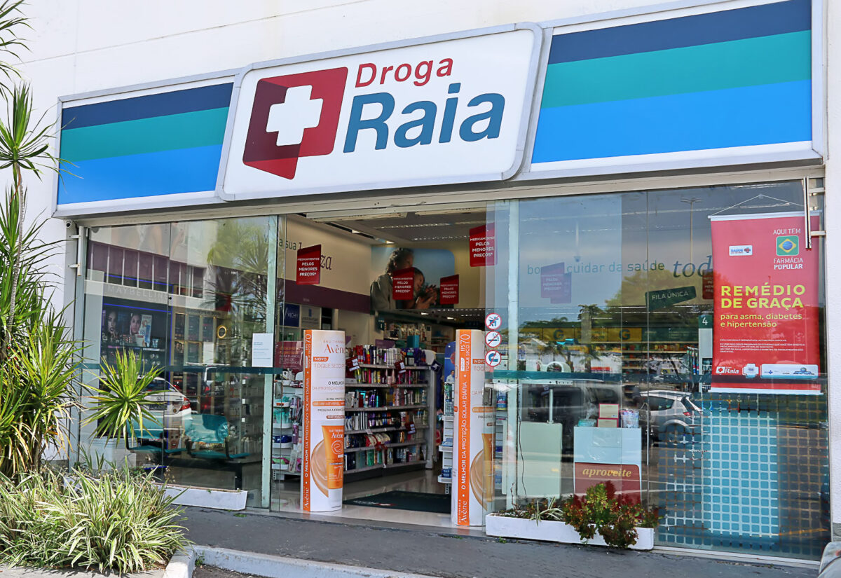 Fachada da loja Droga Raia Guarulhos